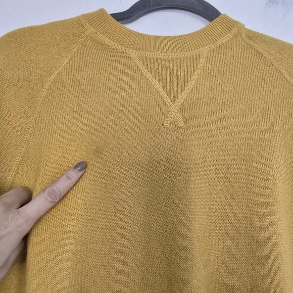 Everlane Cashmere Pullover Sweater in Yellow Casual Comfy - Picture 9 of 9